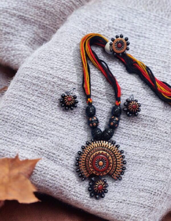 Clay Jewellery V35