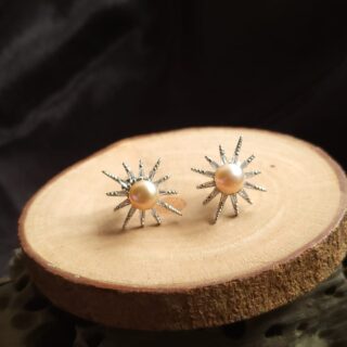 Pearl-Ear-Ring-V02