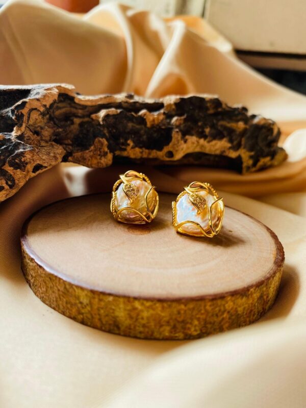Pearl Ear Ring V7 Gold