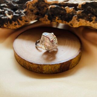 Pearl Finger Ring V4