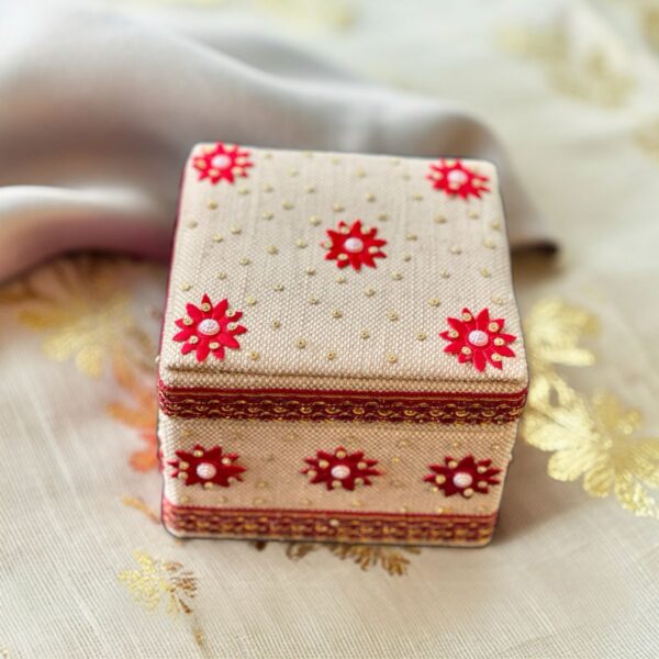 Jute Jewellery Box V4 White