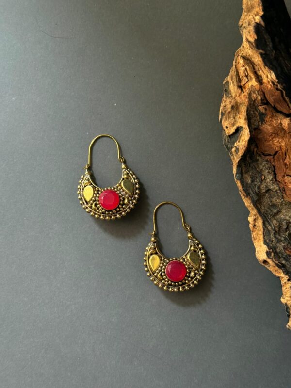 Makri Earring V4
