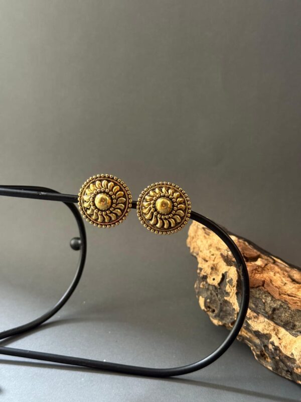 Pasha Earring V2