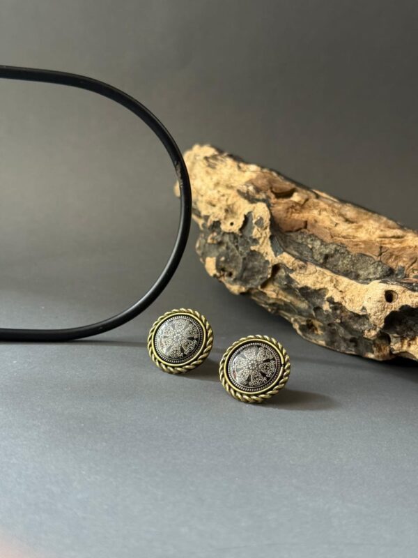 Pasha Earrings V3