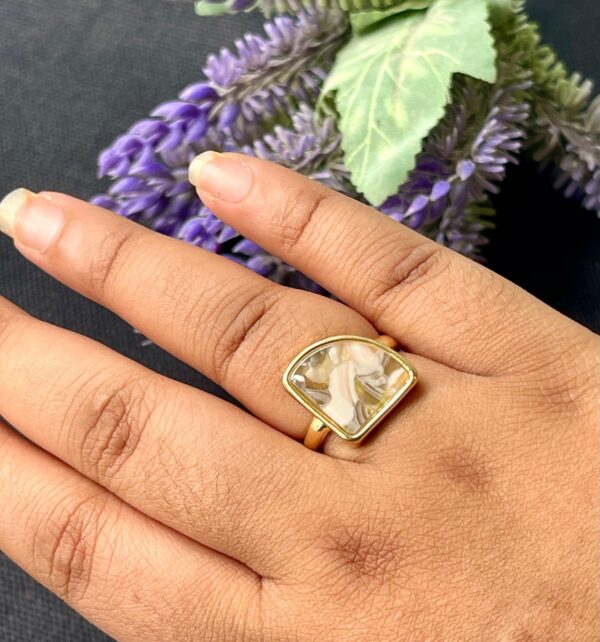Pearl Finger Ring V13 C