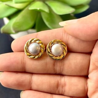 Pearl Finger Ring V16
