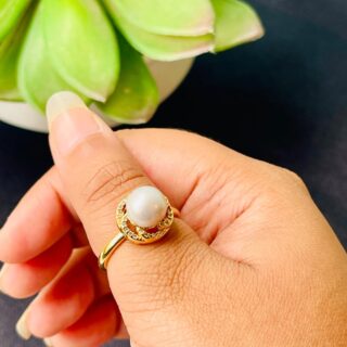 Pearl Finger Ring V18