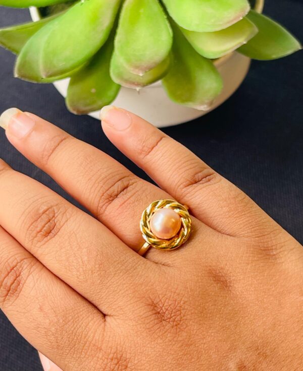 Pearl Finger Ring V19A