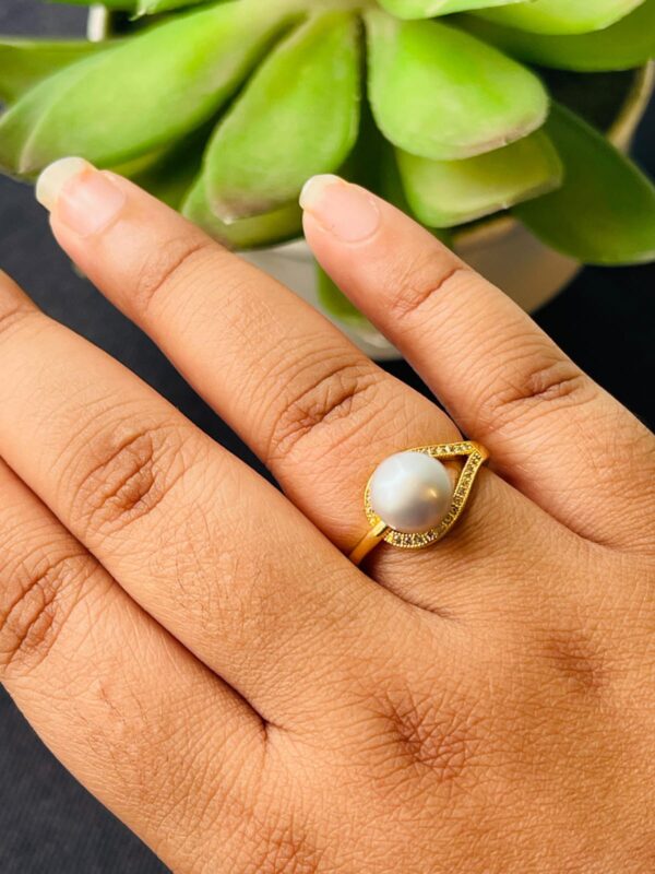 Pearl Finger Ring V22