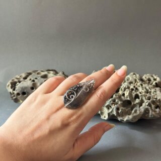 Stone Finger Ring V16