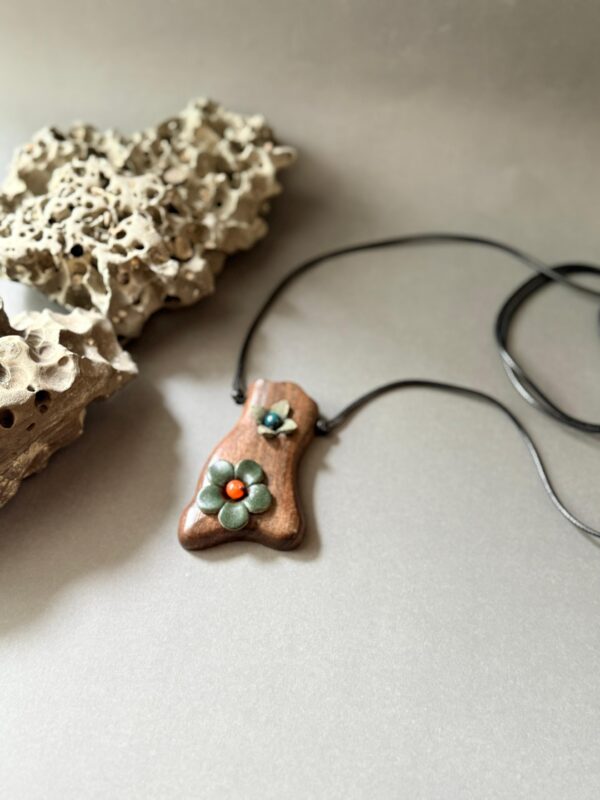 Wooden Necklace V1