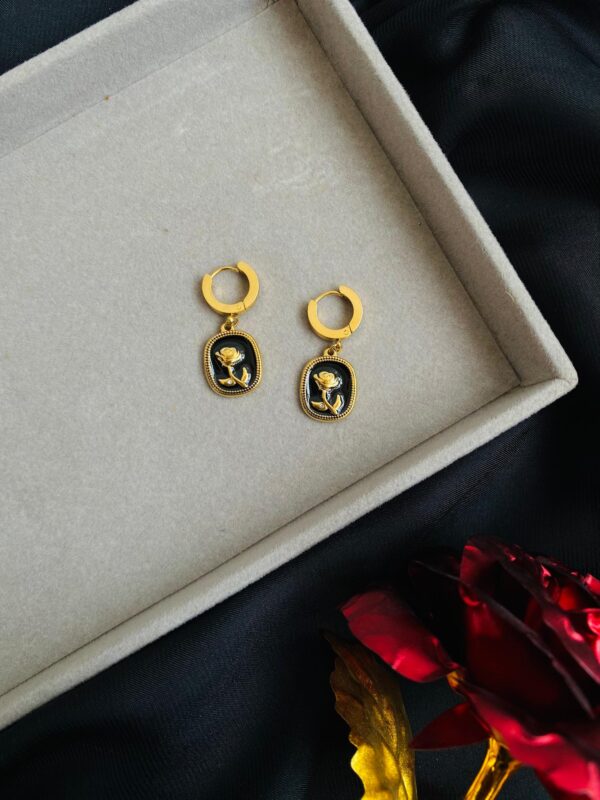 Golden Emblem earring