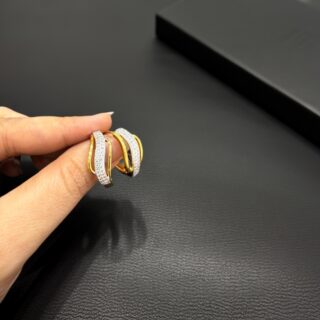 Hoop Earrings V4