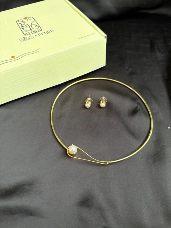 Minimal Golden Choker V1