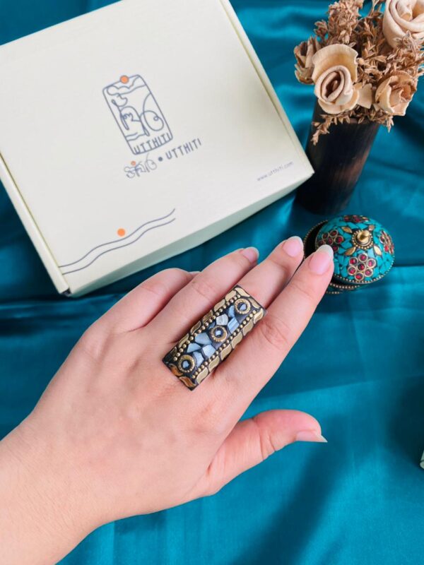 Nepali Finger Ring V8