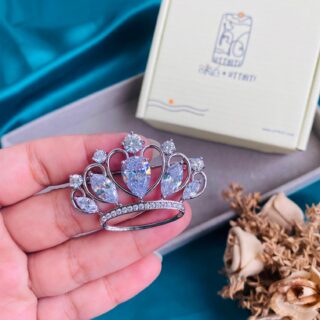 Stone Brooch V10