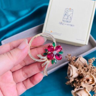 Stone Brooch V2