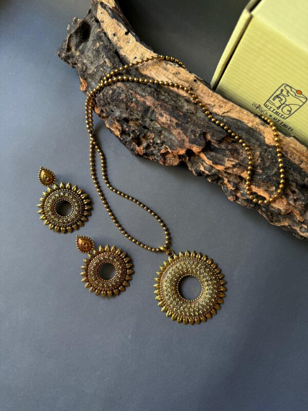 Long Necklace - বৃত্ত - Image 2