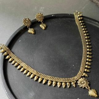 Necklace V-3