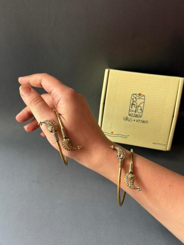 Peacock Antique Bangle