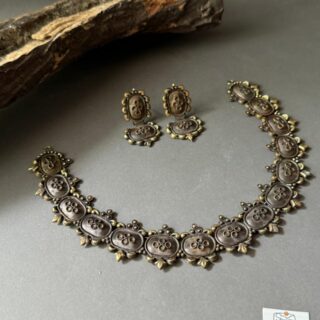 Rustic Floral Necklace V1