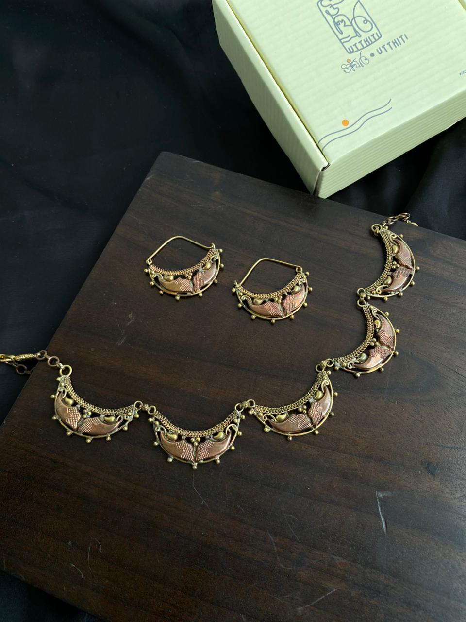 The Crescent Moon Set