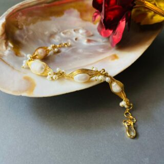 Cradled Pearl Link Beacelet