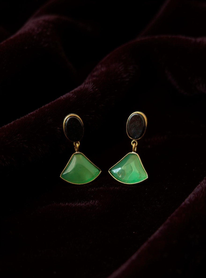 Black & Green Glass Stone Geometric Earring - Image 2