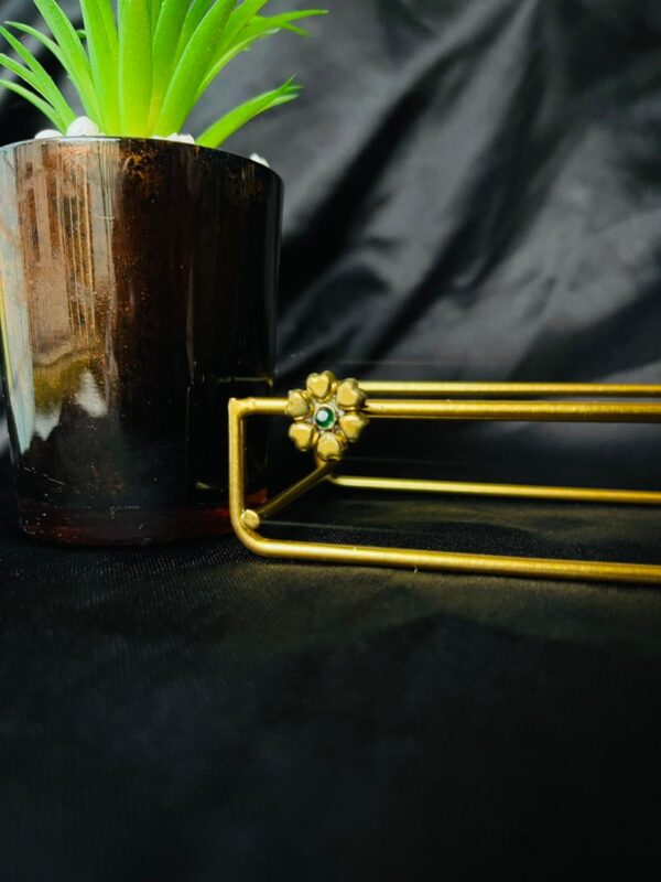 Green Stone Floral Nath V5