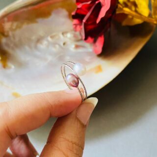 Infinity Loop Pearl Ring V1