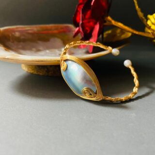 Keshi Crown Bracelet V1