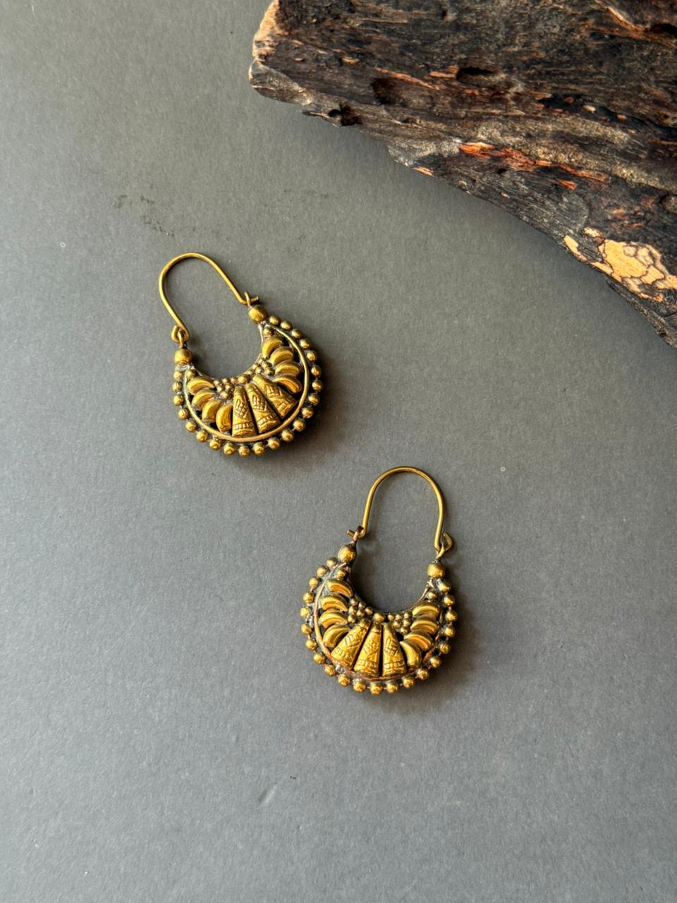 Makri Earring V16