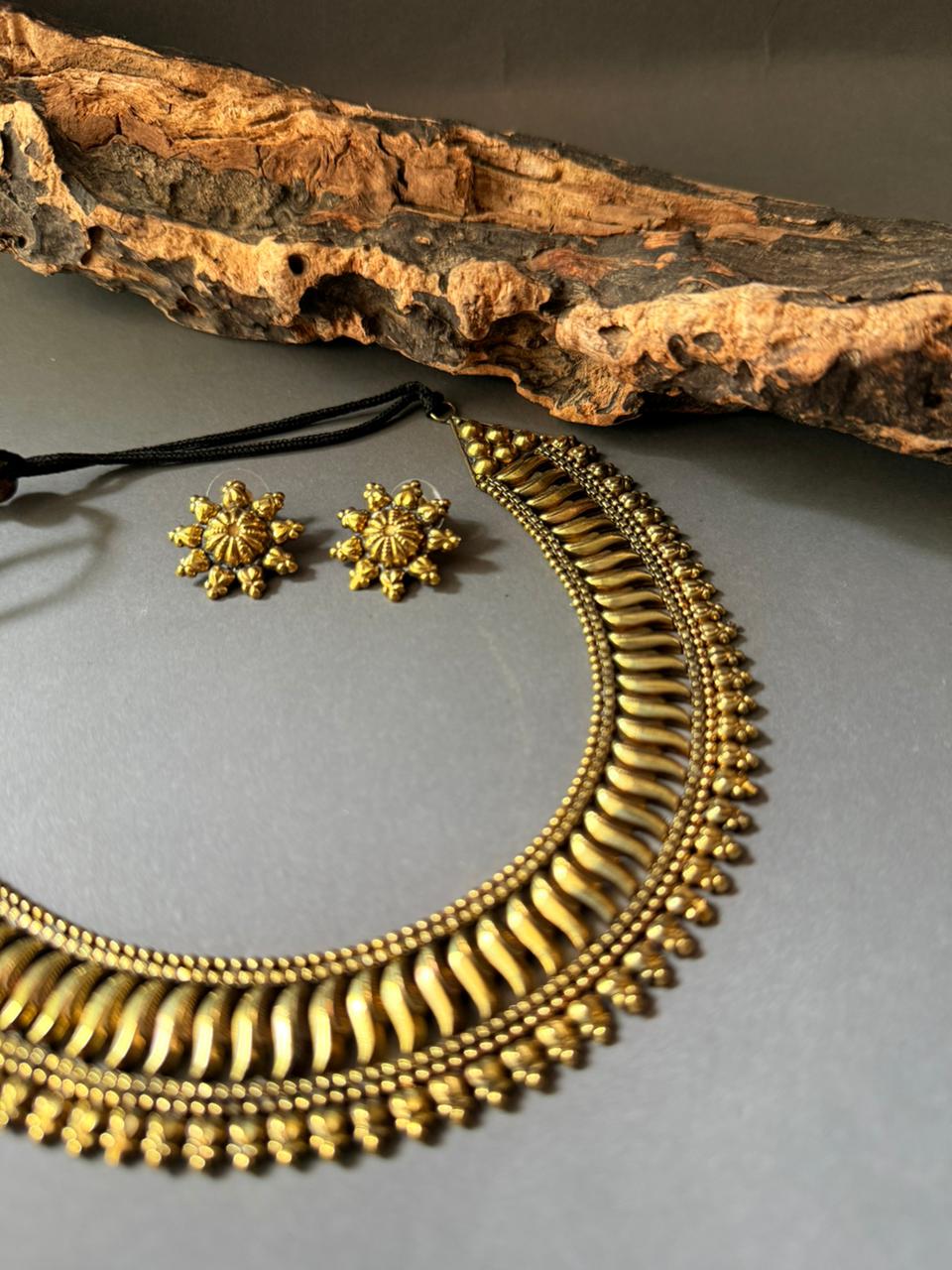 Temple Ray Necklace Set 1.1