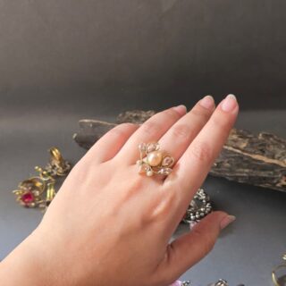 Golden Dewdrop Ring V1