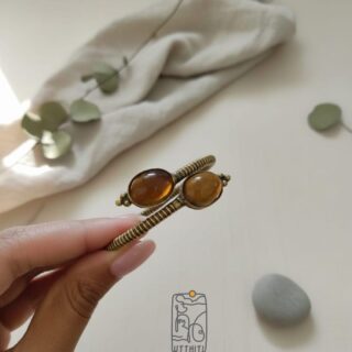 Antique Spiral Stone Bracelet V2