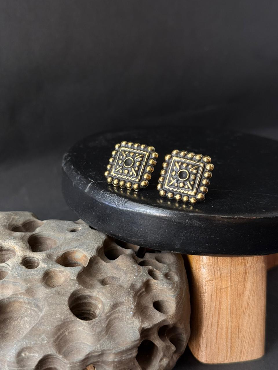 Rustic Bronze Frame Studs