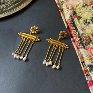 Floral Pearl Drops