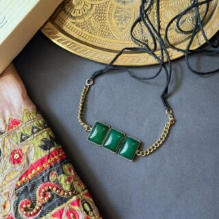 Green Rectangular Stoned Choker