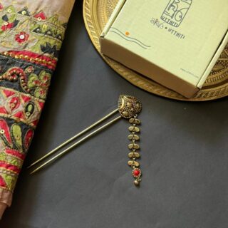 Khopar Kata with Hanging Ornament V1