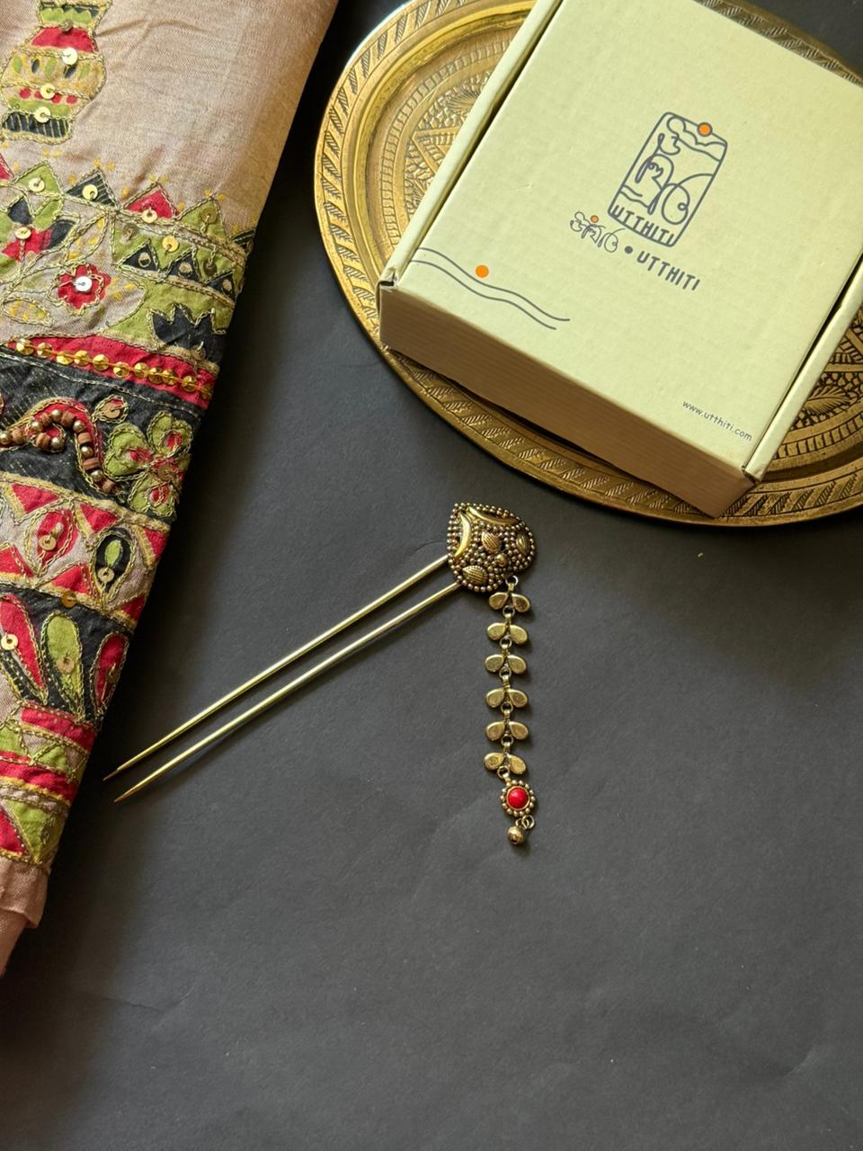 Khopar Kata with Hanging Ornament V1
