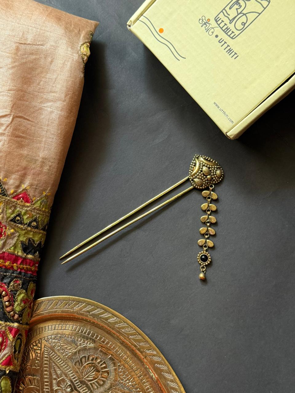 Khopar Kata with Hanging Ornament V2