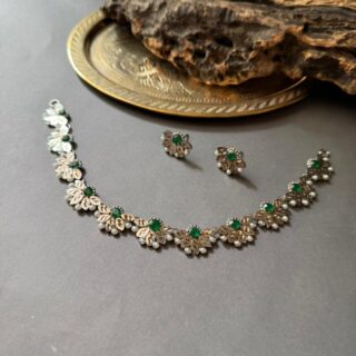 Petal Floral Necklace V2