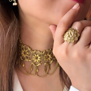 Floral Heritage Gold-Tone Necklace