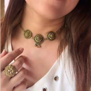 Vintage Medallion Choker Necklace