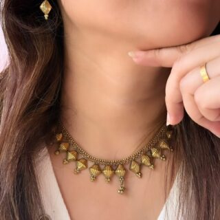 Heritage Charm Choker Set