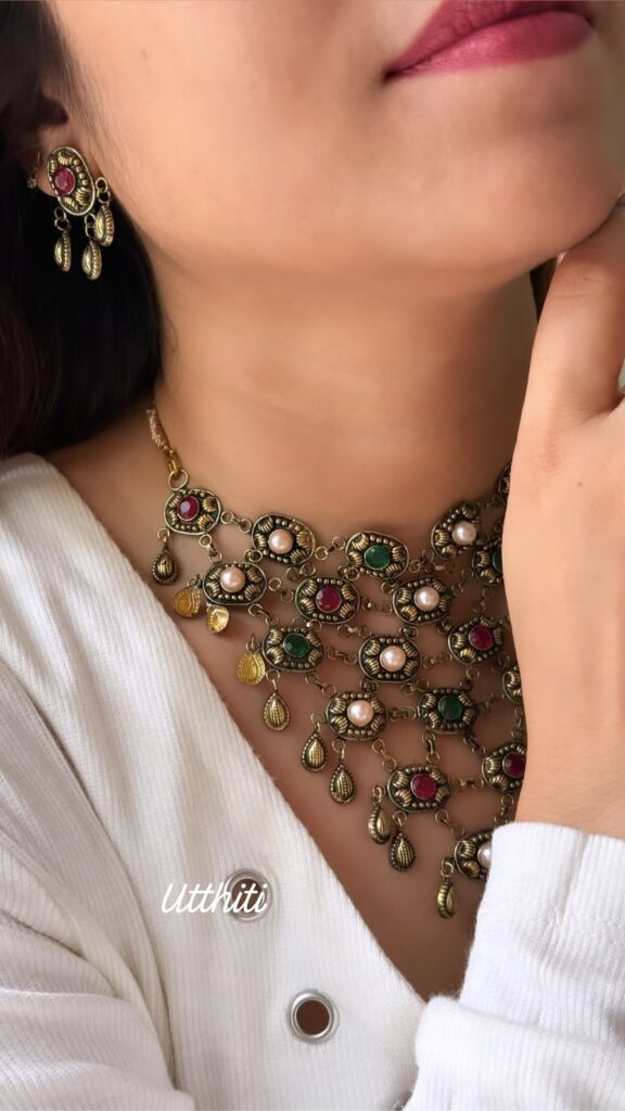 Regal Multicolor Heritage Necklace (Antique color)