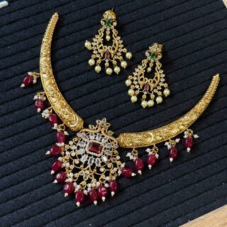 Regal Heritage Necklace Set