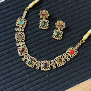 Royal Floral Stone Necklace Set