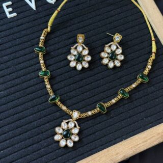 Royal Kundan Necklace Set V2