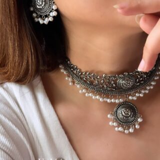 Kanthaful Antique Choker (Silver)
